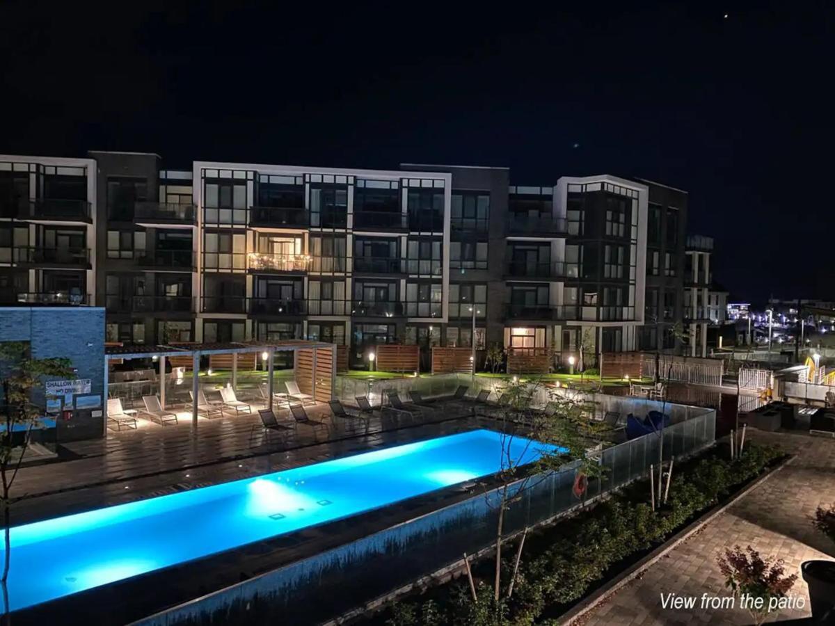 Pet Friendly Condos At Friday Harbour Innisfil المظهر الخارجي الصورة