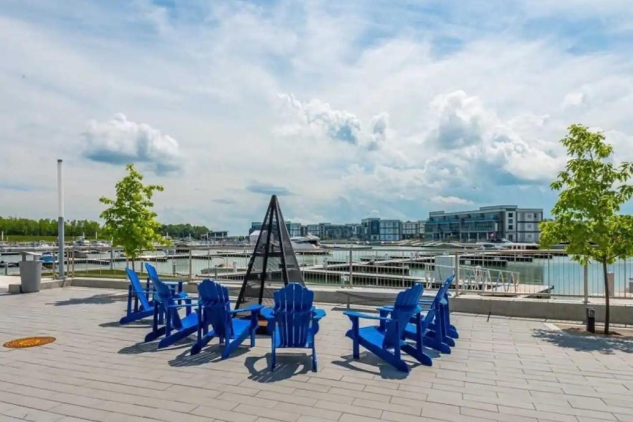 Pet Friendly Condos At Friday Harbour Innisfil المظهر الخارجي الصورة