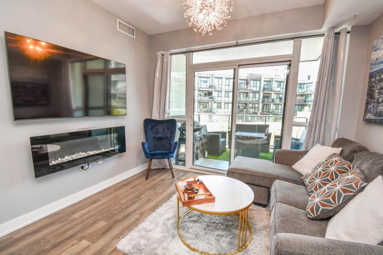 Pet Friendly Condos At Friday Harbour Innisfil المظهر الخارجي الصورة