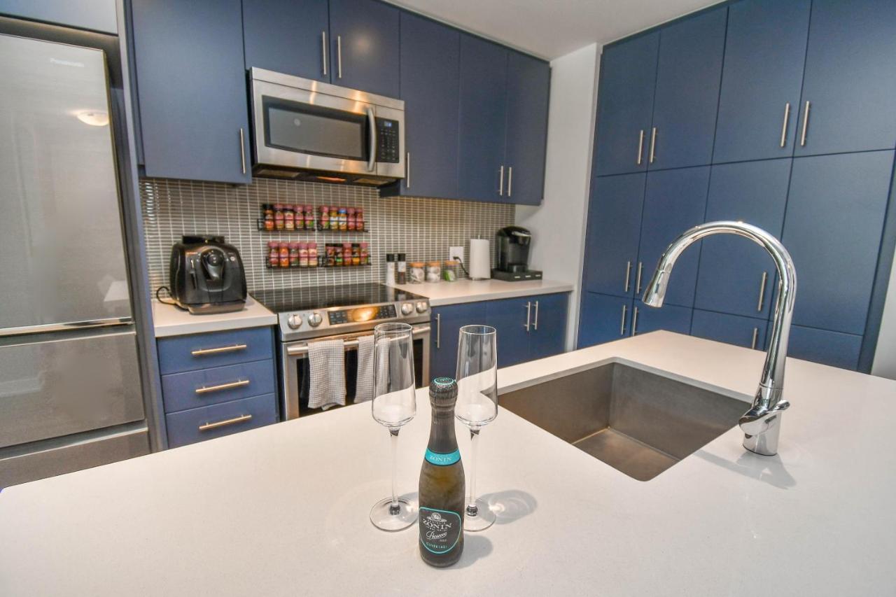 Pet Friendly Condos At Friday Harbour Innisfil المظهر الخارجي الصورة