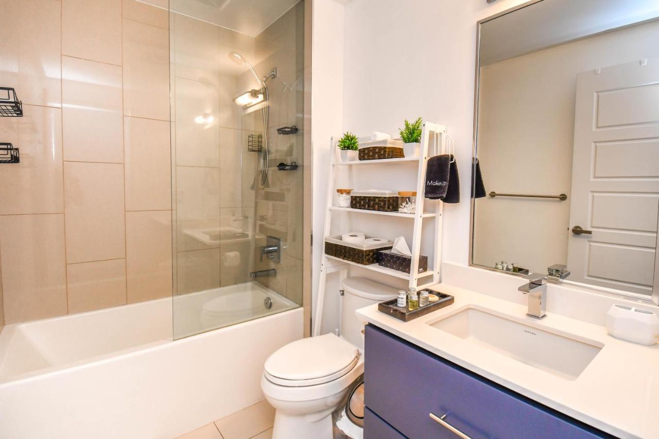 Pet Friendly Condos At Friday Harbour Innisfil المظهر الخارجي الصورة